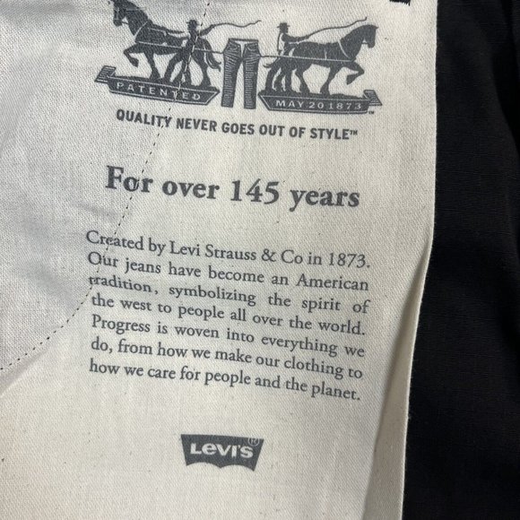 Levis Mens Carrier Cargo Shorts Size 34-36 Black Cotton Casual & Stylish Shorts - Picture 11 of 15